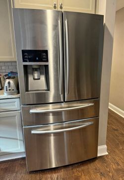 REFRIGERATOR