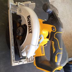DeWalt x r wth kart
