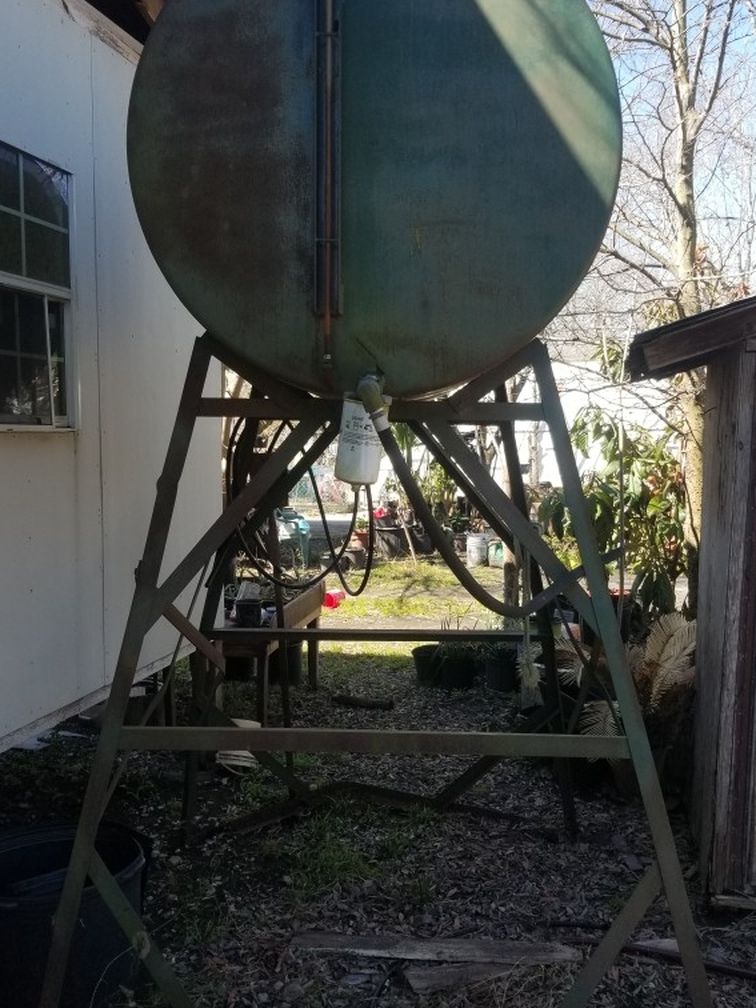 500 Gallon Gravity Fed Diesel Fuel Tank