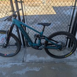 2025 Santa Cruz Bullit 