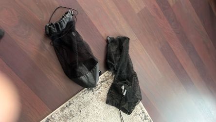 2 Bag  2swimming flippers 2 mask
