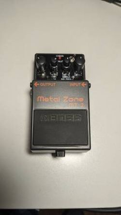 Boss Metal Zone MT-2 Distortion