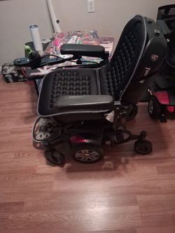 Power wheelchair