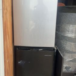 Small Refrigerators 