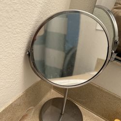 magnifying Mirror