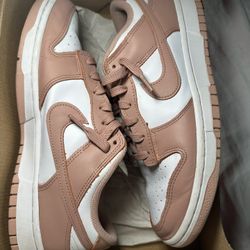 Nike Dunk Low Retro