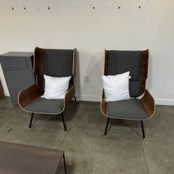 Wood And Metal Framed Cushioned  Guest Seating Chair 