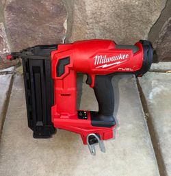 Milwaukee FUEL M18 18V Brushless Gen II 18-Gauge Brad Nailer (Tool-Only)