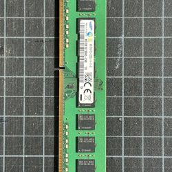 Samsung 8GB DDR3 1600MHz RAM module (Model: M378B1G73BH0-CK0)