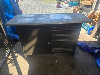 Craftsman work bench