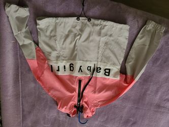 Small windbreaker