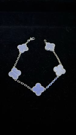 Light lavender and silver flower bracelet