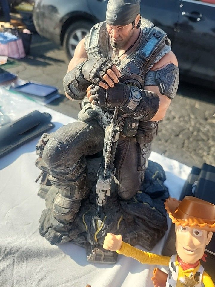 Gear Of War 3 Collectors Statue Complete