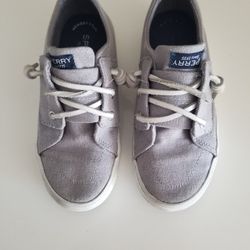 Toddler Sperry  Shoes Size 11. Great Condition 