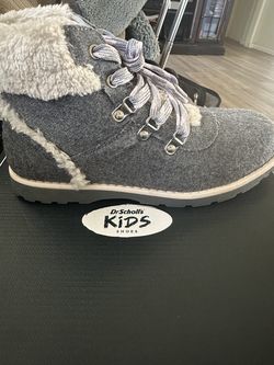 Kids Dr Scholl’s size 4