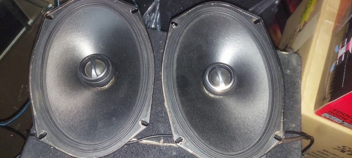 Alpine S-S69 6x9 Coaxial Speakers, Play Perfectly, Need Minor Repair
