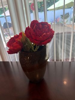GLASS Vase with Faux Red Peonies