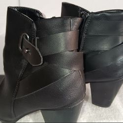 Women's Chunky Heel Ankle Boots(6)
