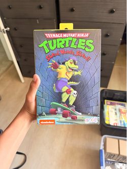 Neca TMNT Teenage Mutant Ninja Turtles Ultimate Mondo Gecko & Kerma Figure