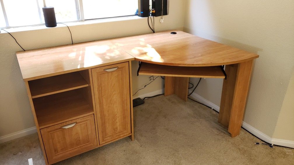 Computer Desk Good Condition