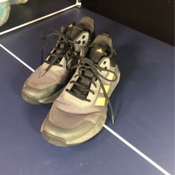 Gold And Gray Adidas 9.5 Mens