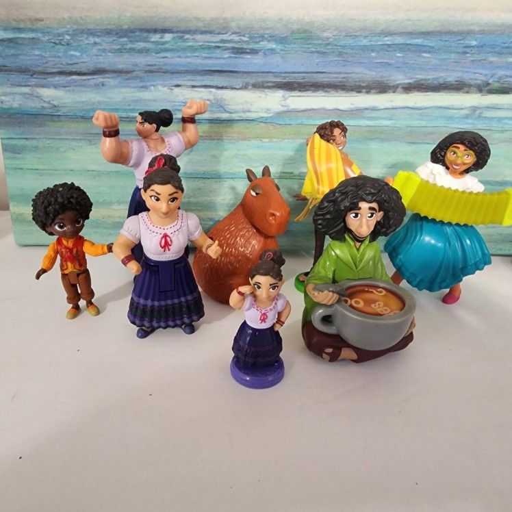 Disney Encanto Figure Bundle