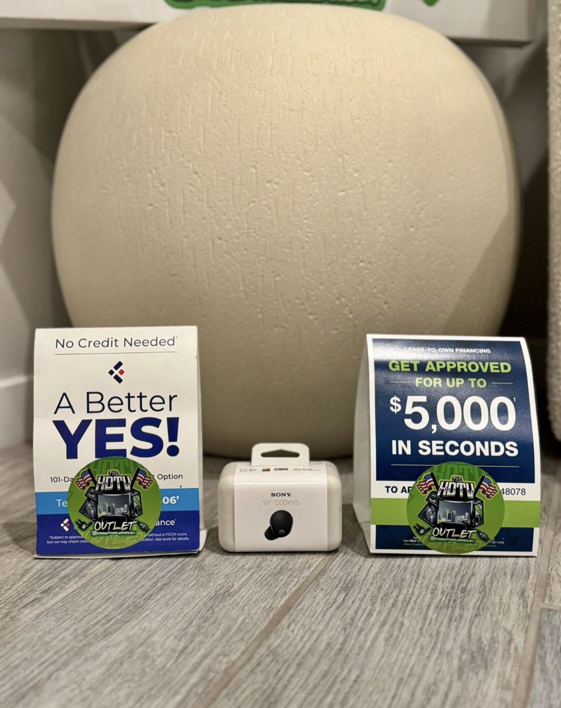 Sony XM5 wireless earbuds noise canceling floor model