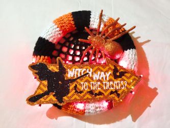 Halloween crochet decoration