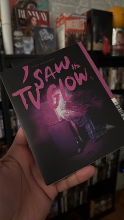 I Saw The TV Glow(Blu-ray)