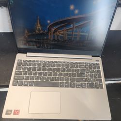 Ideapad Lenovo Win10Pro/OfficeSuite/8Gb