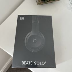 Brand New Beats Solo 3