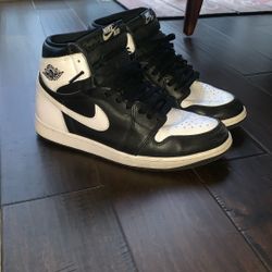 Air Jordan Retro 1 OG Black White Size 10.5