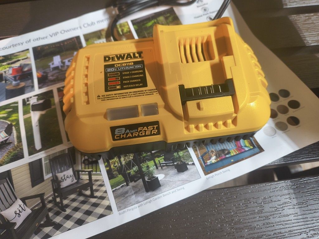 DeWalt 8ah Fast Charger