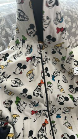 Disney zip up sweater mickey and friends character