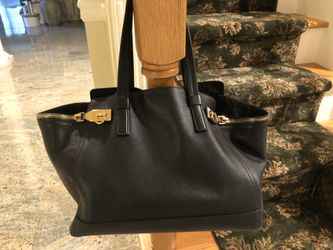Ferragamo Tote Black