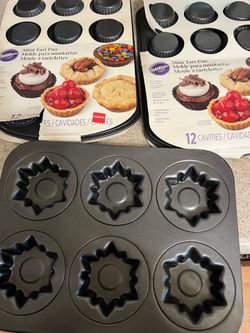 Baking pans