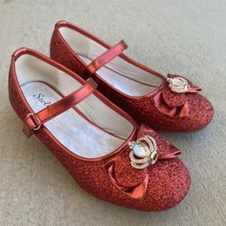 Wizard Of Oz - Dorothy’s Ruby Slippers. 