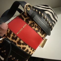 Michael Kors Stanton Barrel Bag Medium Stripe, Black/Blue/White Leather, Zip