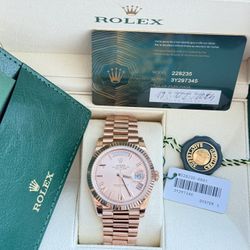 Rolex Day Date 40mm Rose Gold Sundust Dial