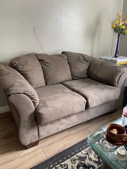 Love seats-good condition