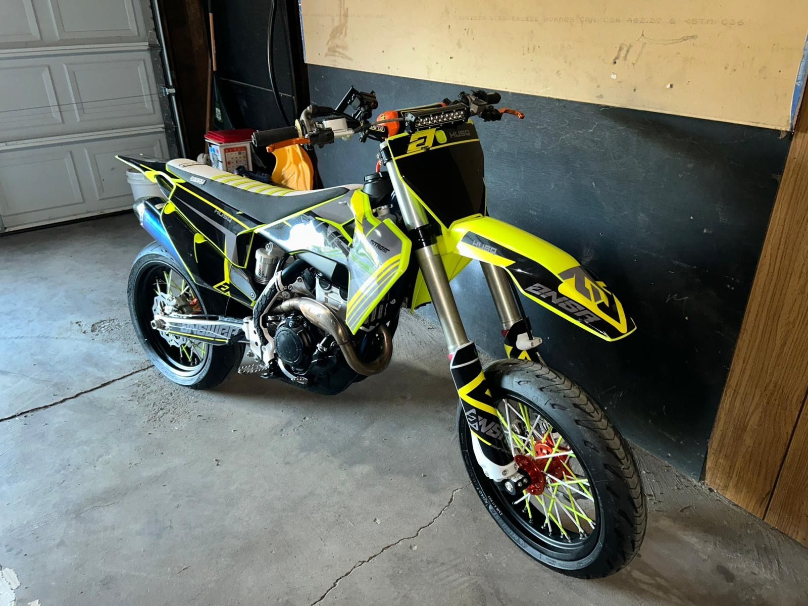 Husqvarna Motorcycle 2019