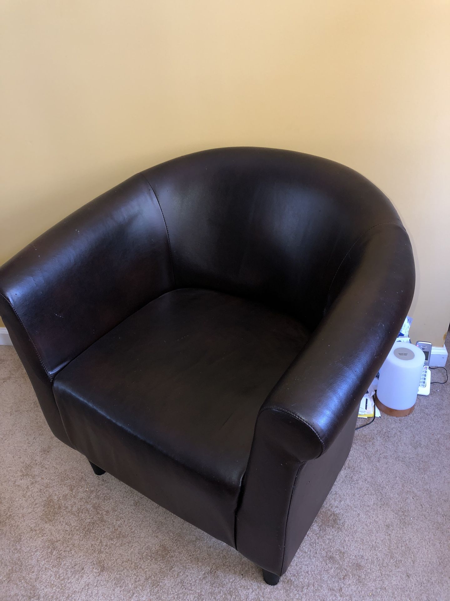 Nice Bucket Chairs