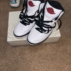 Chicago Jordan 2’s Size 8.5