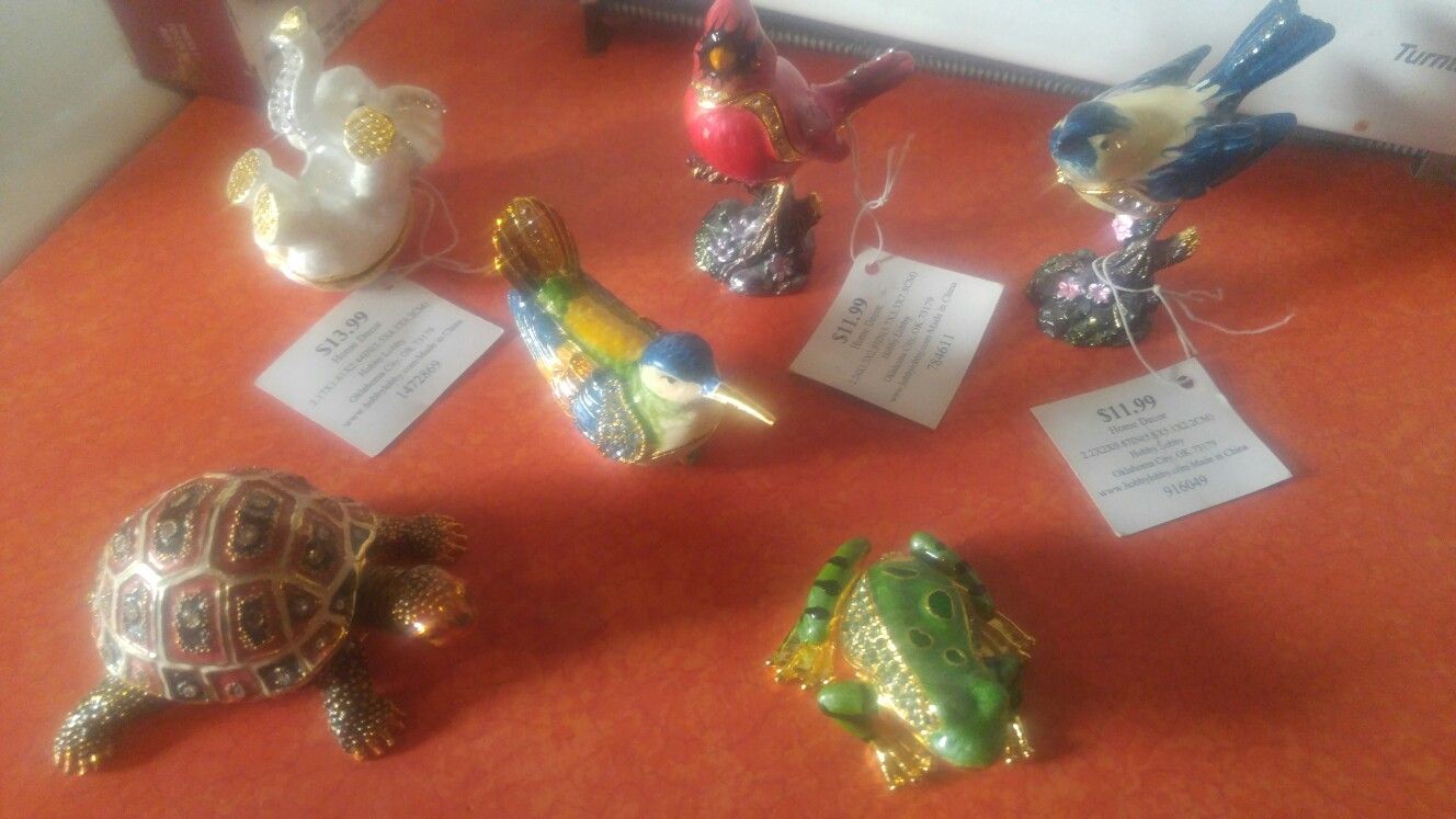 Glass animal "stash spot"