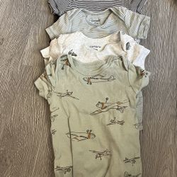 Bodysuit Carter’s Size 6m