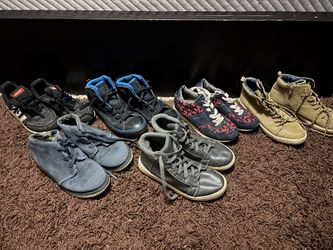 Boys Shoes Size 4