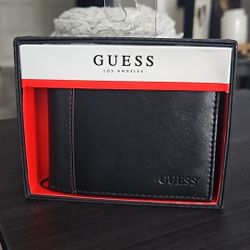 Mens Guess Wallet. New In Box