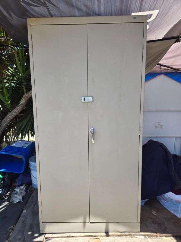 Metal Storage Cabinet With 2keys Some Scratches