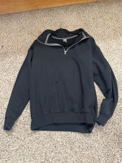Black pullover with zip, Large