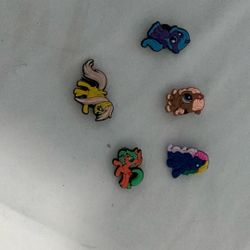 Five Unicorn Gibbets